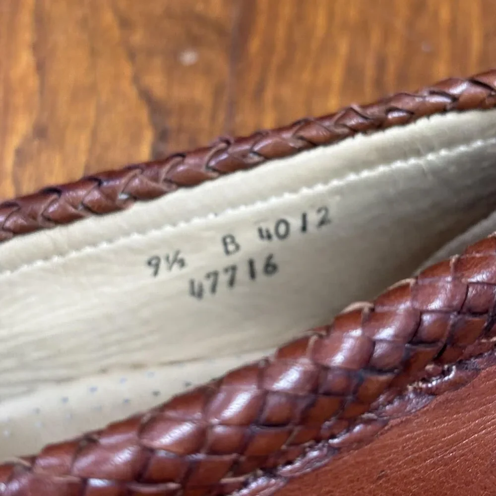 Allen Edmonds Maxfield Shoes Mens‎ Size 9.5 Brown Tassel Dress Loafers Made USA